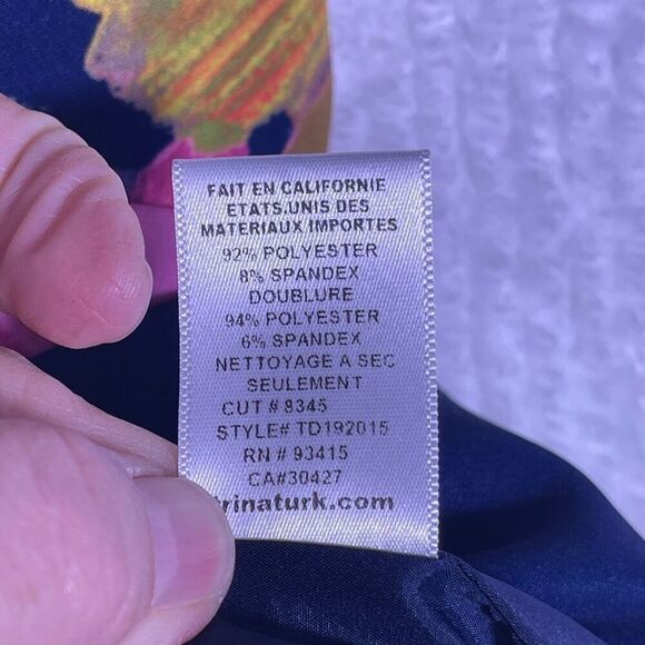 Trina Turk Floral Clemente Water Lily Twist Back Sheath Dress Multicolor Size 6 - Picture 9 of 12